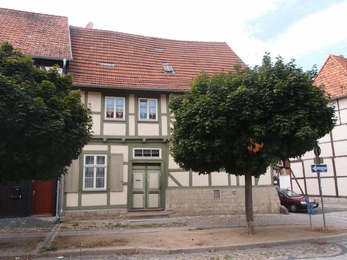 Ackerbuergerhof Ballstrasse 18 Quedlinburg Exterior photo